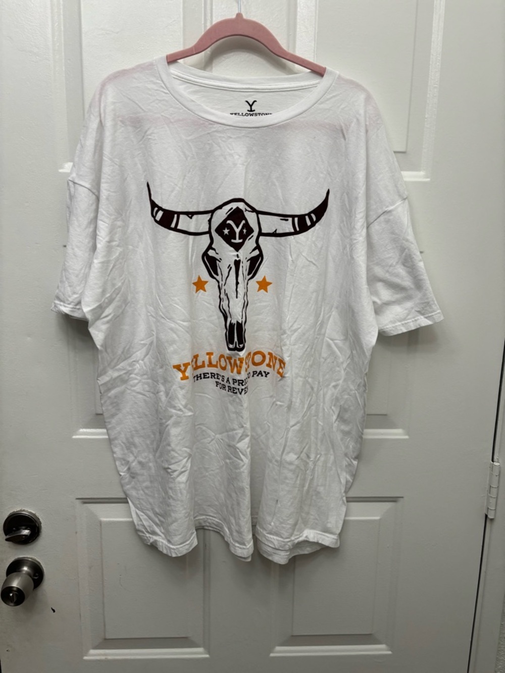 Yellowstone Men's White Graphic Short Sleeve Tee